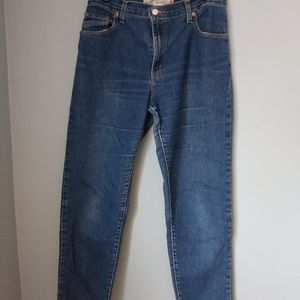 Levi's Classic Relaxed Tapered Jeans Light Wash with 5 pockets pants